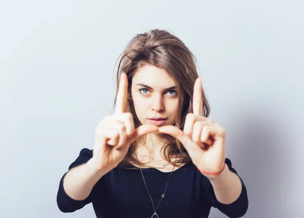 Chica Haciendo Marco Mano — Foto de Stock