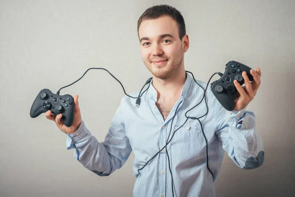 Gelukkig Jongeman Winnende Pose Dragen Shirt Met Video Game Joystick — Stockfoto