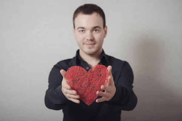 Joven Con Corazón Rojo Día San Valentín — Foto de Stock