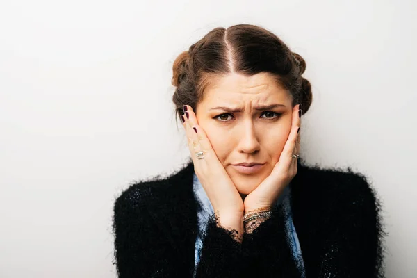 Woman Thinks Dissatisfied Angry Resentful Isolated White Background — Stock Photo, Image