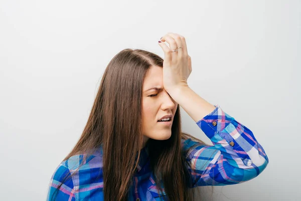 Ragazza Qualcosa Dimenticato Batte Mano Sulla Testa — Foto Stock