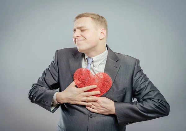 Man Som Har Ett Rött Hjärta Koncept För Alla Hjärtans — Stockfoto