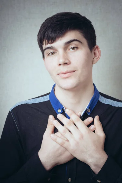 Man Swears Holds His Arms — Stock Photo, Image