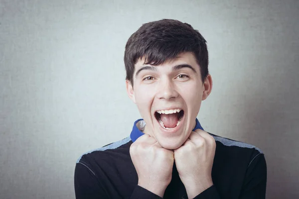 Man Backs His Chin His Fists Opened His Mouth — Stock Photo, Image