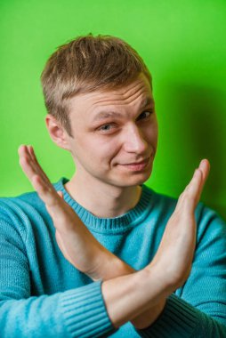 Stüdyodaki genç adam