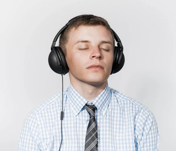 Empresario Escuchando Música —  Fotos de Stock