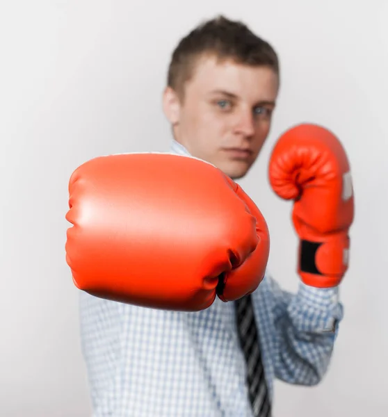 Homem Negócios Pronto Para Lutar Com Luvas Boxe — Fotografia de Stock