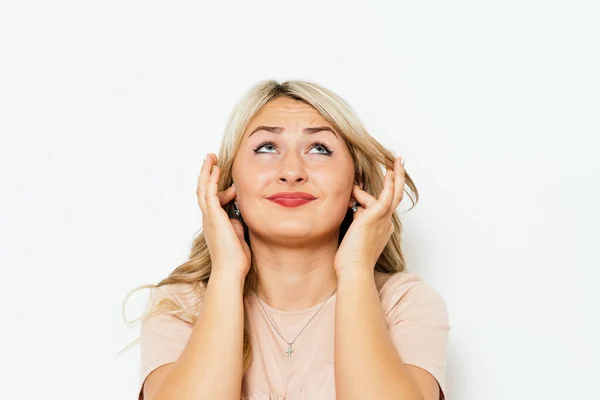 Gehörlose Frau Vor Studiohintergrund — Stockfoto