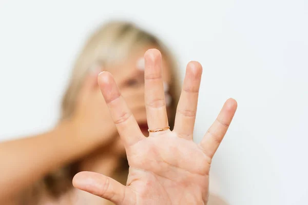 Mujer Tiene Miedo Del Miedo — Foto de Stock