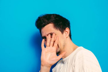 İşadamı dur hareketi gösterdi