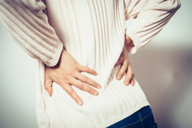 Stüdyoda duyguları olan bir adam