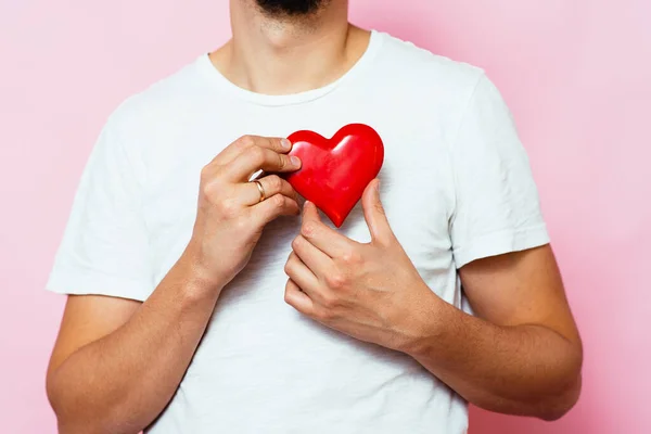 Retrato Joven Con Gran Corazón — Foto de Stock