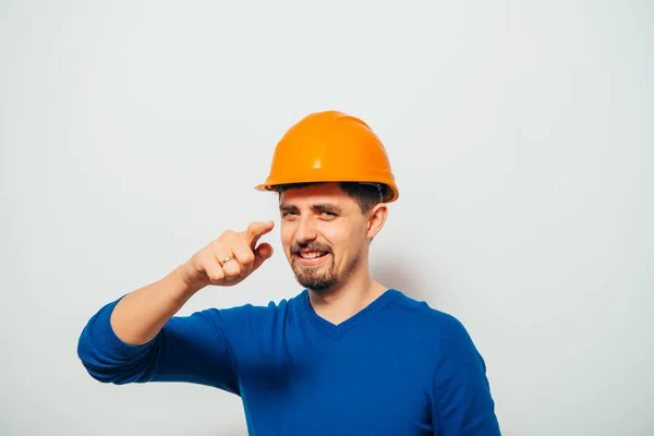 Junger Mann Posiert Auf Foto Studio Hintergrund — Stockfoto