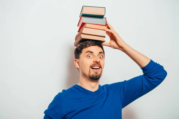 Man Met Een Boek — Stockfoto