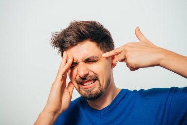 Hata yapan bir adam..