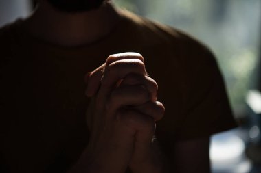 Dua et. Vay be. Stüdyo arka planı