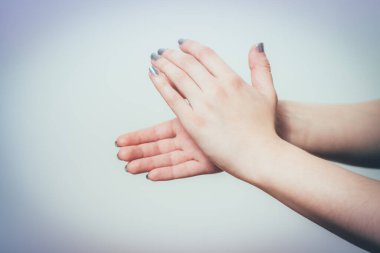 Stüdyo arka planında alkışlar ve alkışlar