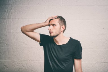 Hata yapan bir adam..