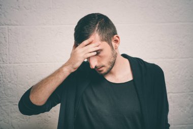 Hata yapan bir adam..