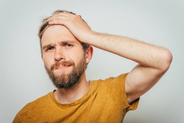 Hata yapan bir adam..