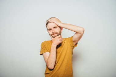 Hata yapan bir adam..