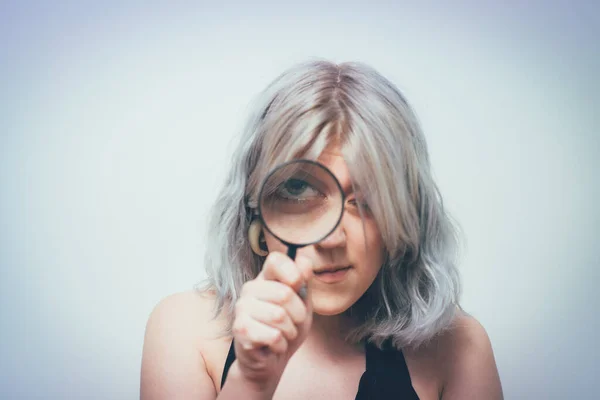 Woman Magnifying Glass — Stock Photo, Image