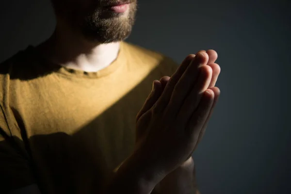 Молитва Блин Фоне Студии — стоковое фото
