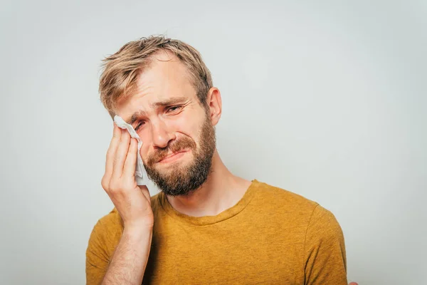 Man Crying Studio Background — Stock Photo, Image