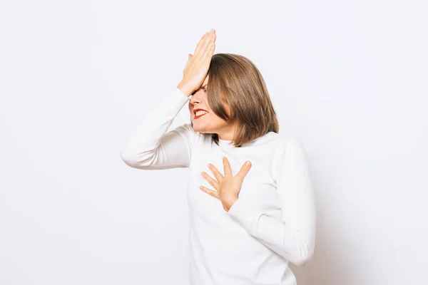 Frau Mit Kopfschmerzen Studiofoto — Stockfoto