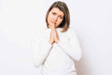 Stüdyoda çalışan kadın