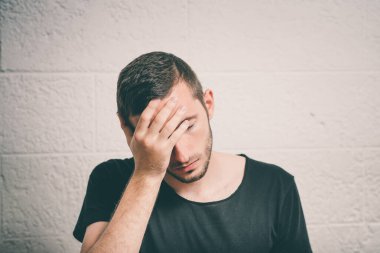 Hata yapan bir adam..