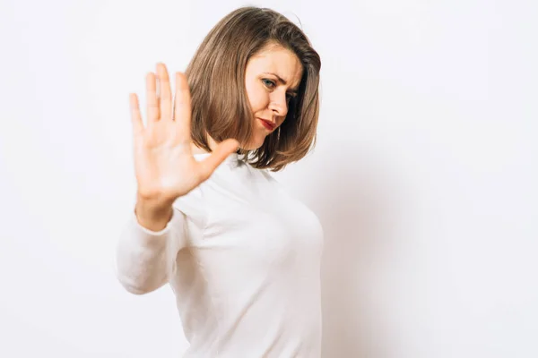 Frau Posiert Studio — Stockfoto