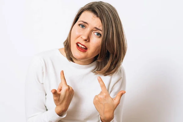 Een Vrouw Vraagt Wie Ben Toont Zich Aan Haar Vingers — Stockfoto