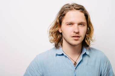 Bir adamın portresi.