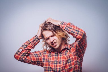 Hata yapan bir adam..