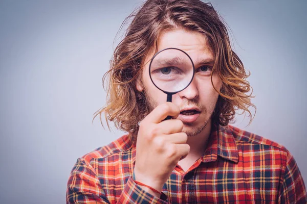 Mannen Med Förstoringsglas — Stockfoto