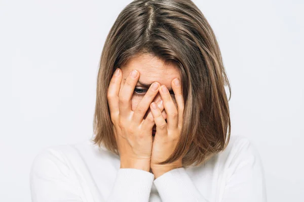 Mujer Cubre Cara Mano — Foto de Stock