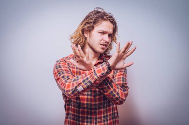 Erkeklerin öfkesiyle hareket etmeyi bırak.