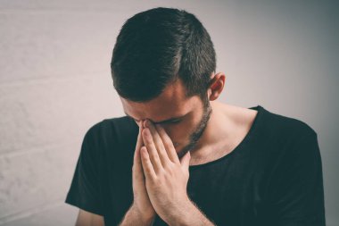 Dua et. Vay be. Stüdyo arka planı