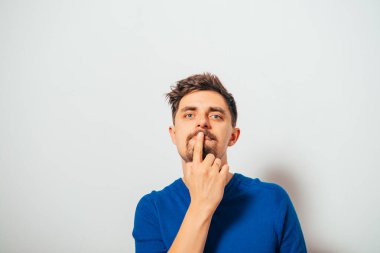 Hayalci adam. Stüdyo arka planı