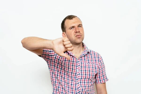 Hombre Mostrando Gesto Pulgar Hacia Abajo — Foto de Stock