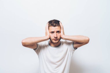 Hata yapan bir adam..