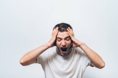 Hata yapan bir adam..