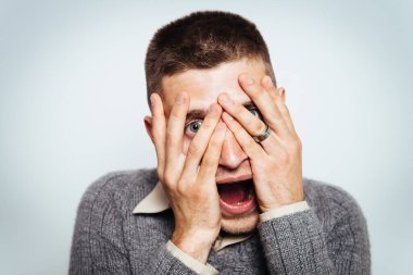 Hata yapan bir adam..