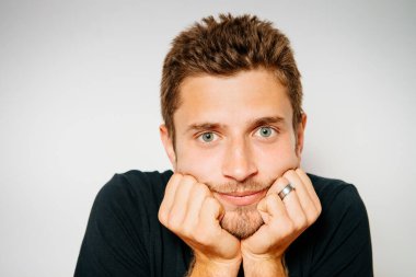 Bir adamın portresi.