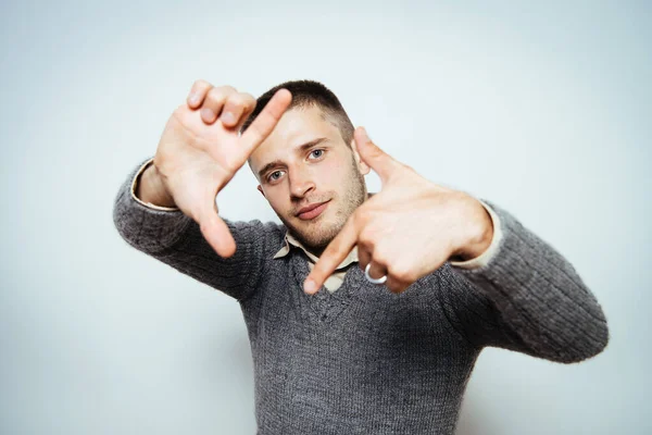 Hombre Haciendo Mano Marco — Foto de Stock