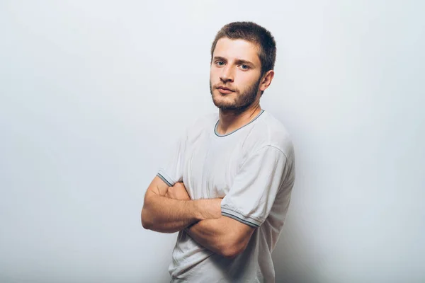 Retrato Hombre Con Los Brazos Cruzados — Foto de Stock