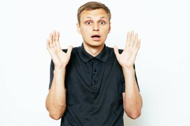 Adam fotoğraf stüdyosuna şaşırdı.