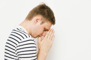 Dua et. Vay be. Fotoğraf stüdyosunda.