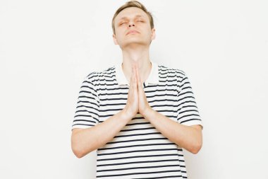 Dua et. Vay be. Fotoğraf stüdyosunda.